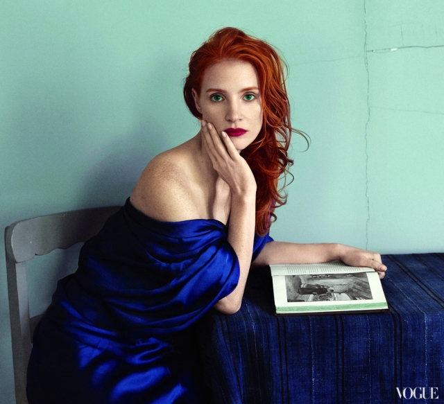 Vogue US December 2013-Leibovitz-Chastain-2