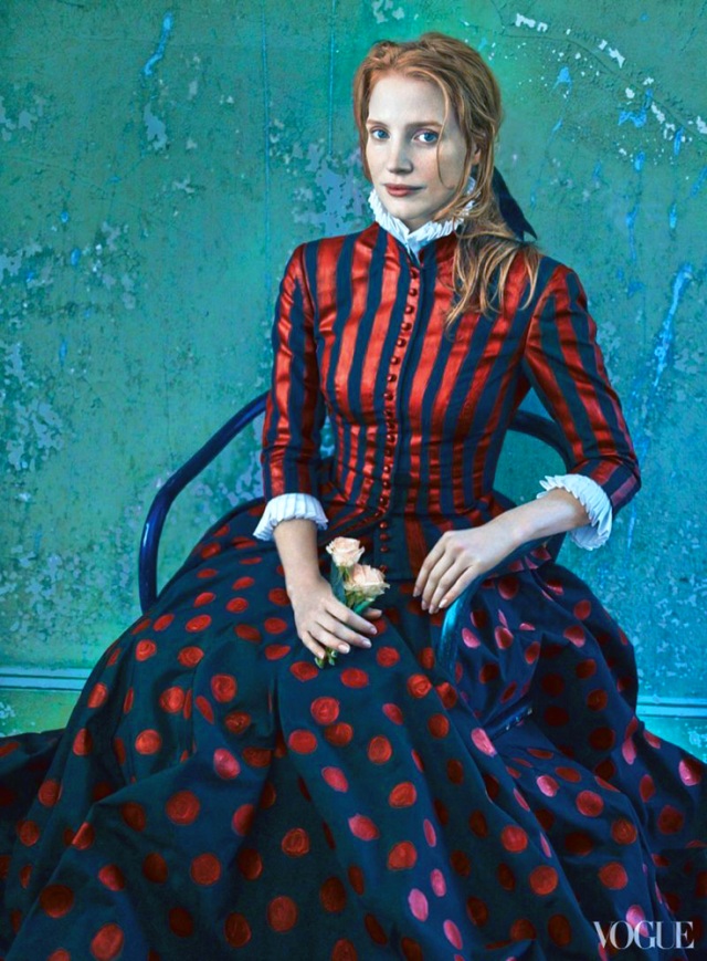 Vogue US December 2013-Leibovitz-Chastain-4