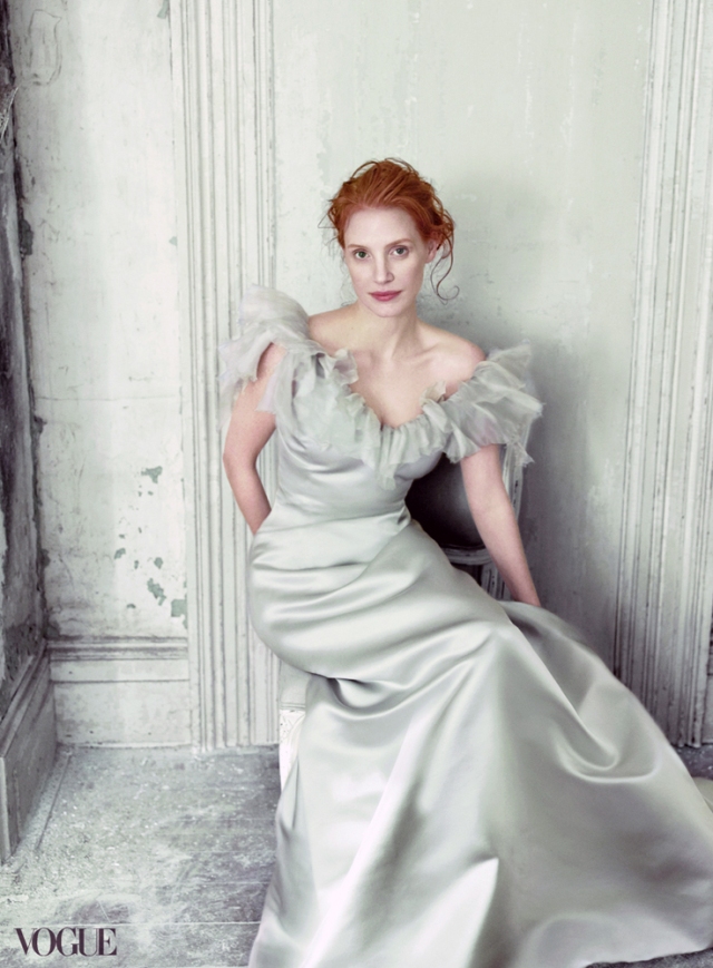 Vogue US December 2013-Leibovitz-Chastain-5